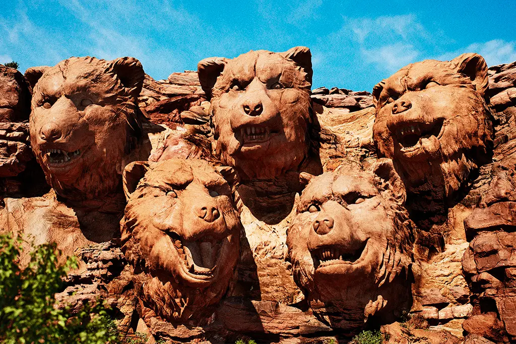 “MAN WITH A MISSION”3/12発売「XV e.p.」収録「whispers of the fake」のリリックミュージックビデオ公開決定！
