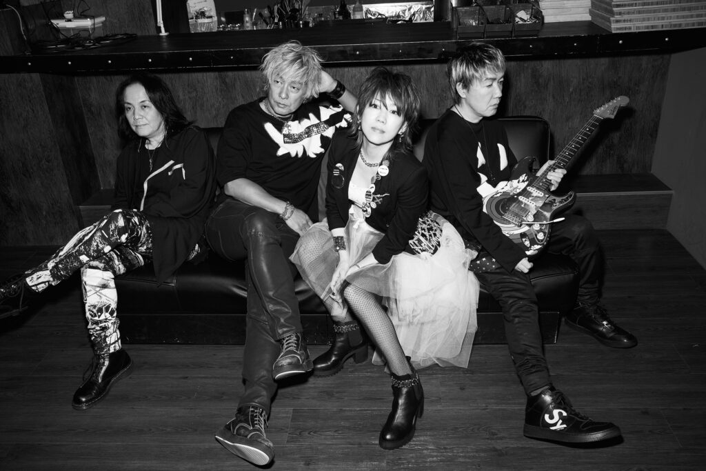 LINDBERG 再ヒット中の“あの曲”を含むライブ映像をYouTubeで1夜限定プレミア公開!!期間限定再プレス受付中のDVD BOXも締切延長が決定！