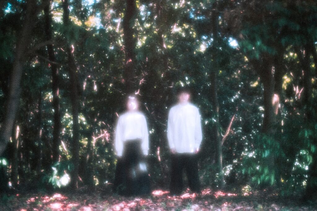 男女2人組ユニットQuw、10月15日(水)に2nd Album「shiki」のリリースが決定！新アーティスト写真も公開！