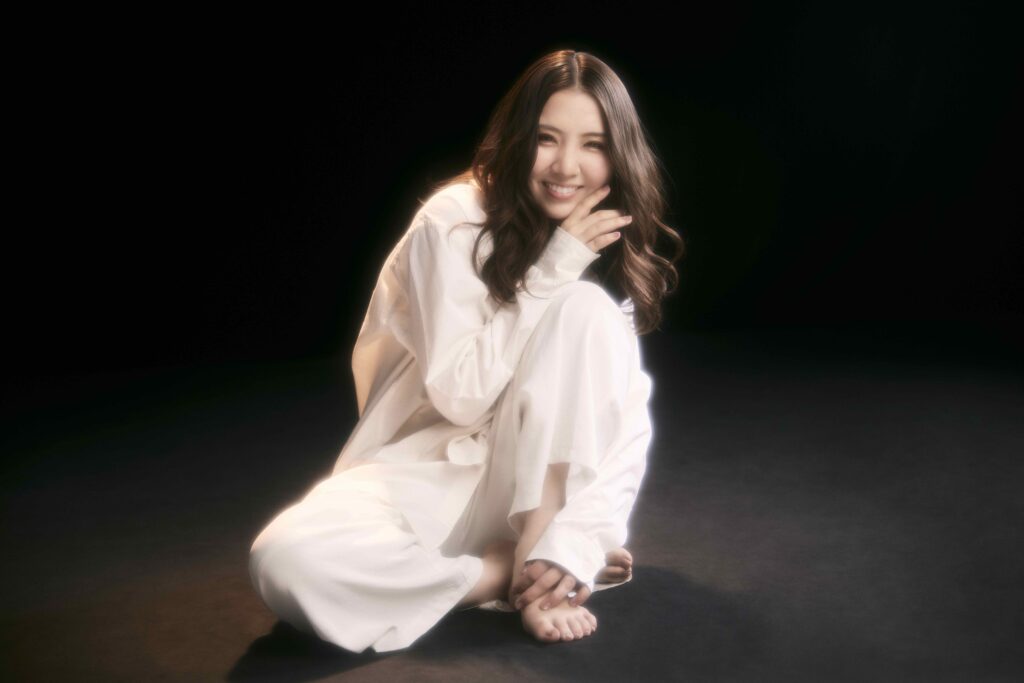 阿部真央、『大分県立夜間中学「学びヶ丘中学校」』の校歌を担当することが決定！