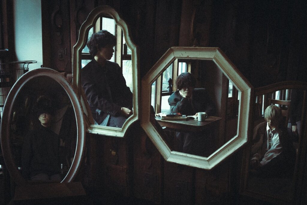 <DigOut 連載vol.11>注目のアーティスト紹介コラムーー「HINONABE」