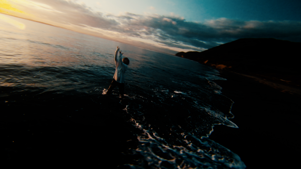 桃色ドロシー「朝凪の彼方」ミュージックビデオをYouTubeでプレミア公開！