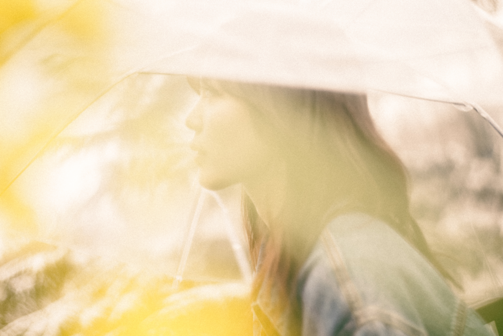 haacodey 閉ざしていた想いを雨の匂いが呼び覚ます「ノスタリコール」3/11配信アレンジはMaverick MomのON