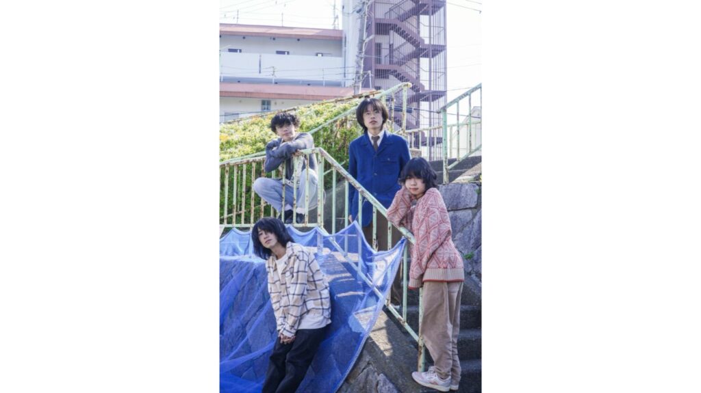 京都を拠点に活動する4人組バンドyoei、様々な音楽への憧れを詰め込んだ新曲「7月の窓」をリリース。