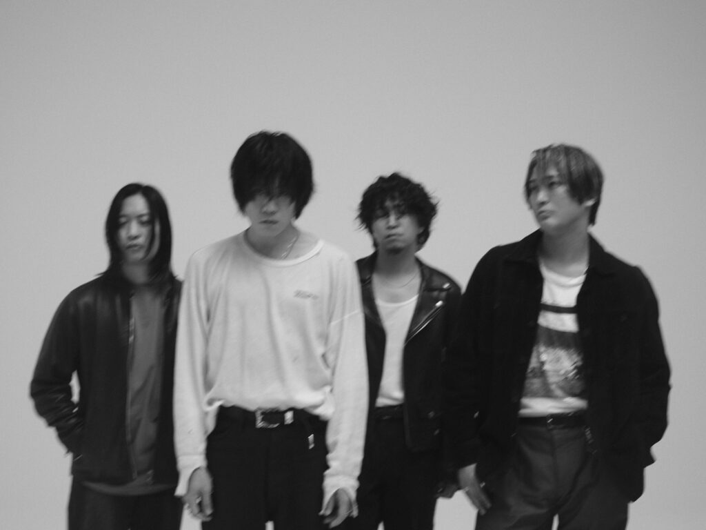 Enfants主催企画「CUSTOM 7」が12月27日(日)渋谷CLUB QUATTROにて開催決定！ゲストは東京初ライブのステージを共にした「Dios」！